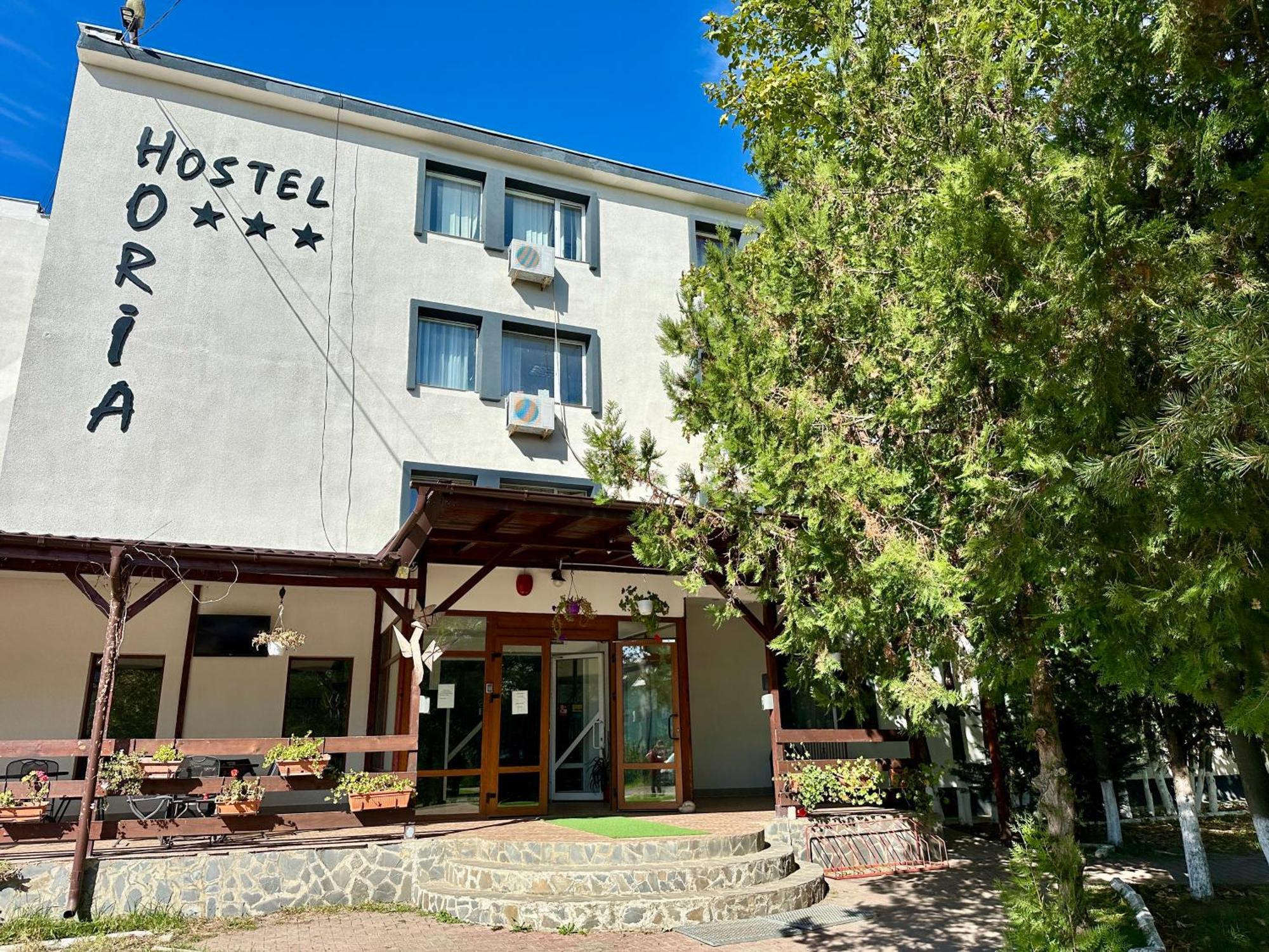 Hostel Horia Plopeni 外观 照片