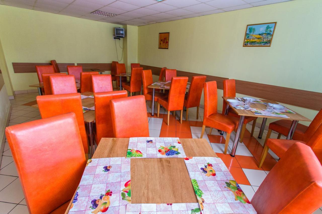 Hostel Horia Plopeni 外观 照片